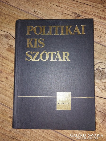 Politikai kis szótár 1980-as kiadás