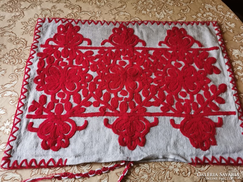 Written embroidered pillowcase from Kalotaszeg
