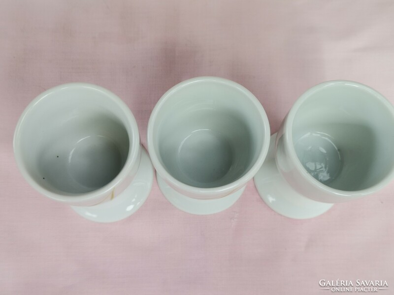 3 pcs porcelain soft-boiled egg holder, white pedestal breakfast set, vintage egg holder, old cups