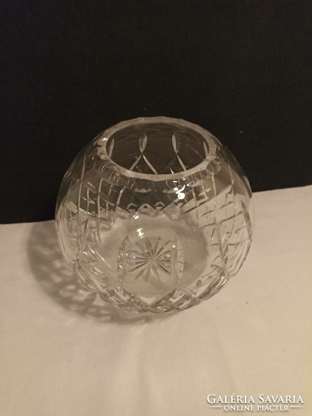 Ólomkristály váza, 14 cm magas, gömbölyű