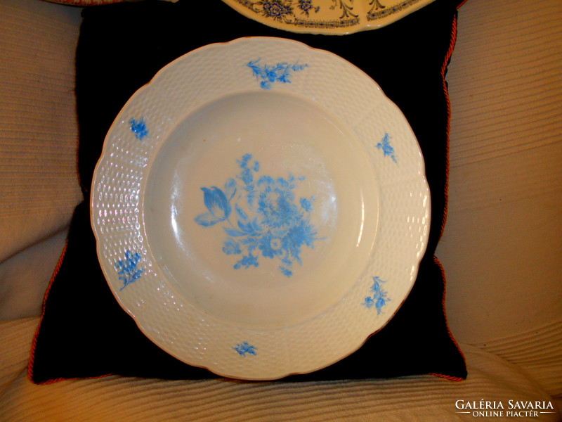 Meisseni  porcelán tányér