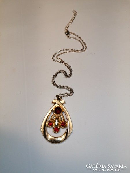 Old pendant (401)