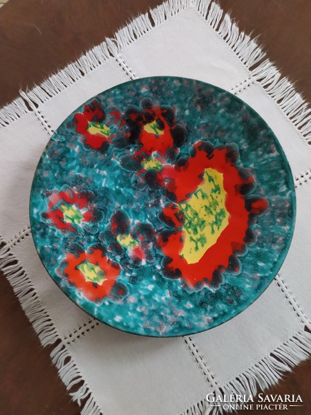 Retro ceramic wall plate marked, beautiful bright color