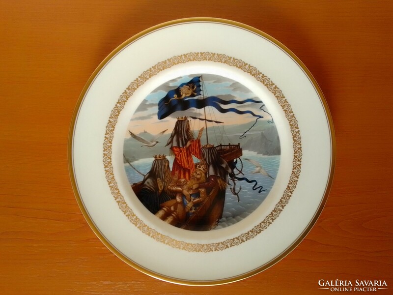 Collector's specialty, 4-piece English marked glazed porcelain decorative plate, King Arthur's British proverb