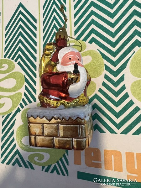Santa Claus on the chimney Christmas tree decoration