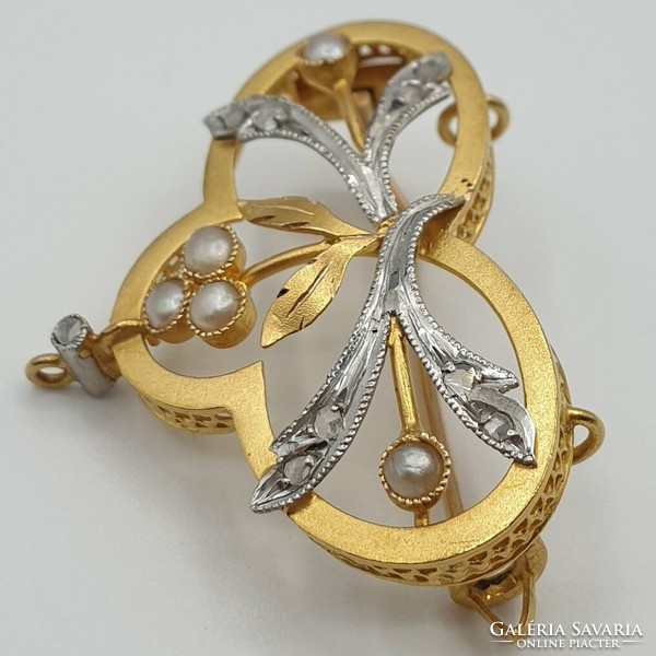 18K diamond pearl yellow gold brooch and medal 1920s