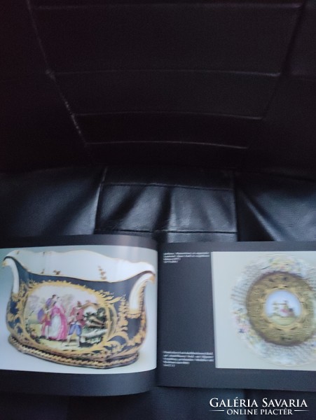 Herend porcelain art album catalog in German.