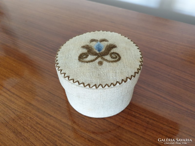 Retro old applied art embroidered folk motif textile box souvenir