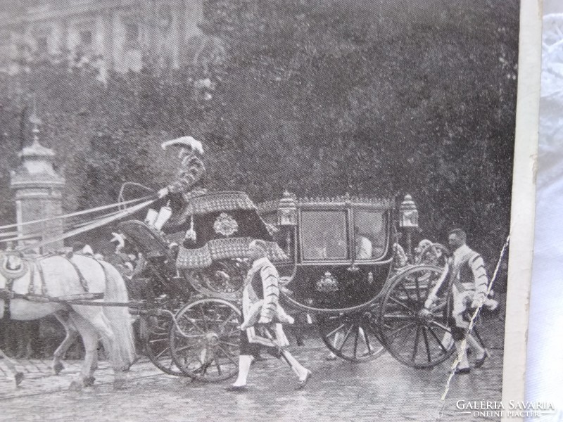 Antique postcard from the 1912 Vienna Eucharistic Congress, 'majesty and heir to the throne in the car'