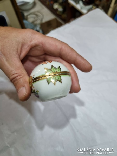 Herendi viktória mintás porcelán tojás