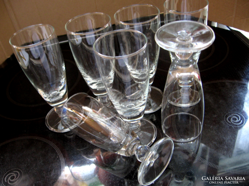 Set of 7 elegant ball-stemmed champagne glasses