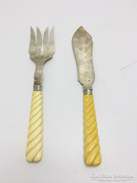 Rendkívüli ezüst szervíz kés és villa, csont nyéllel - 50419