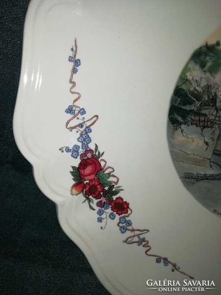 French Sarreguemines faience serving bowl