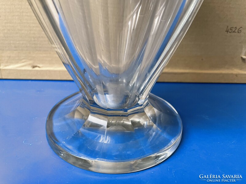 Extrém ritka Moser üveg váza jelzett