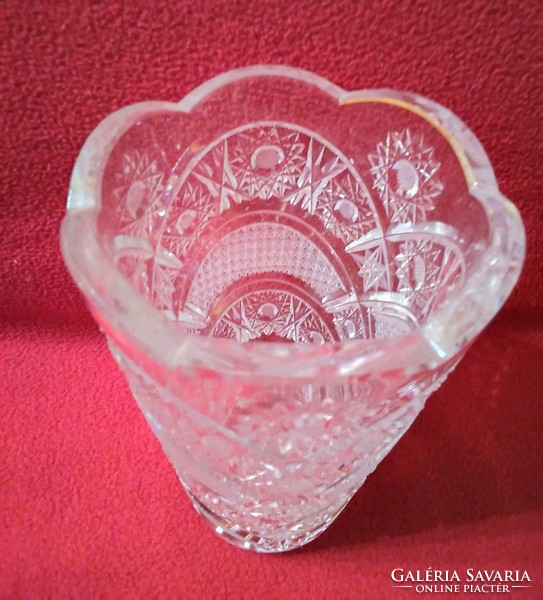 Gyönyörűen csiszolt ólomkristály váza eladó