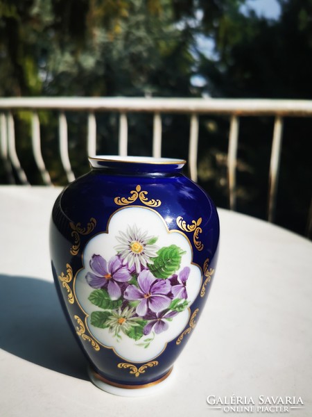 Wallendorf violet vase