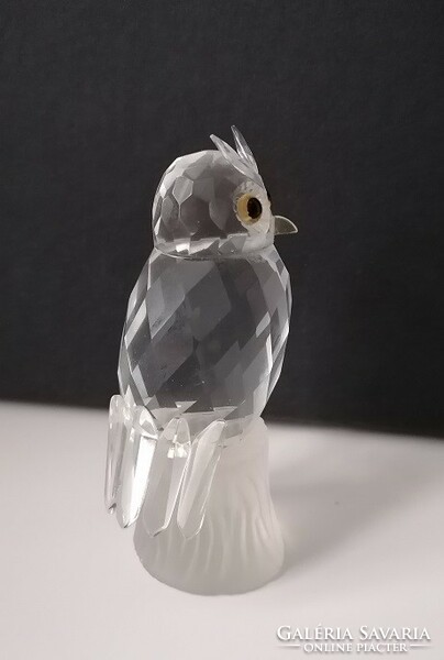 Crystal glass owl figure