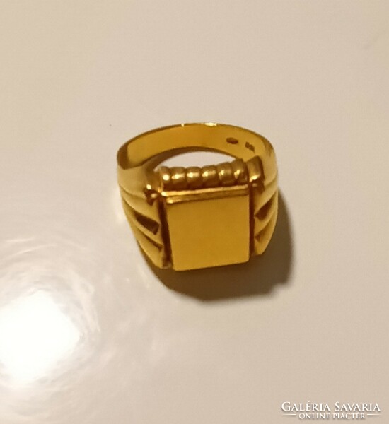 18 karátos arany pecsétgyűrű