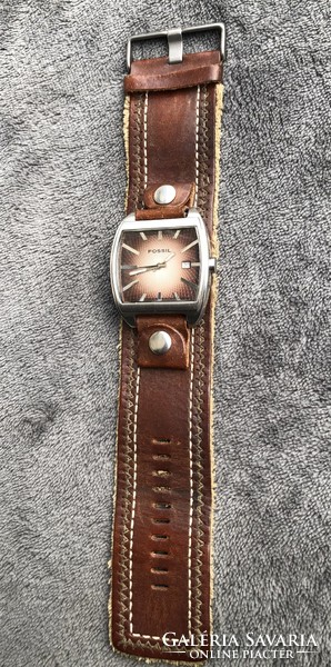 Fossil men's watch for sale!