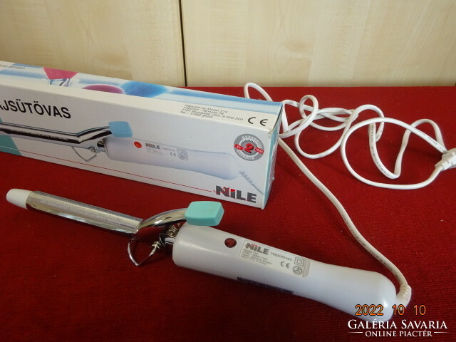 Nile curling iron, diameter 16 mm, with rotating connector. He has! Jokai.