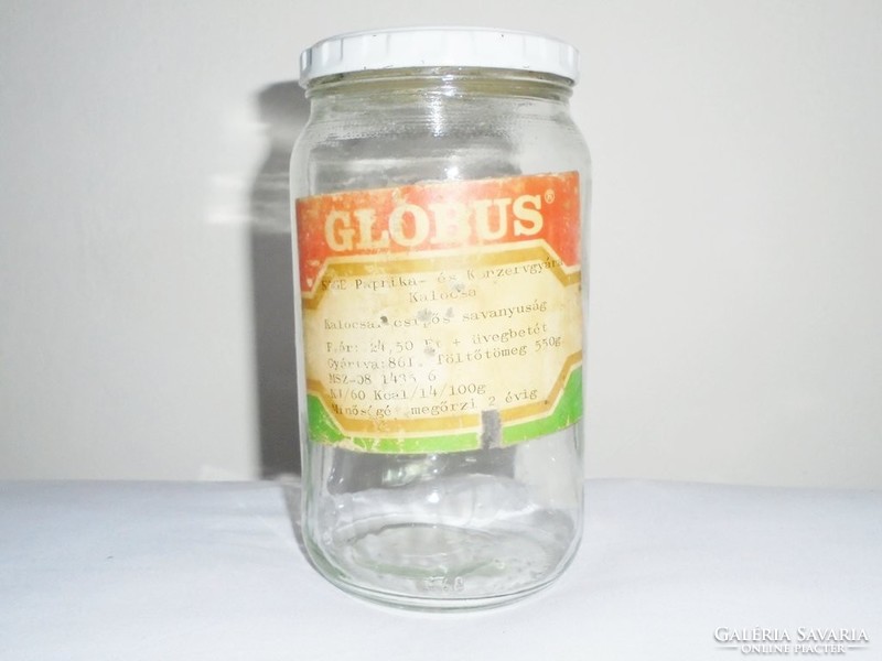 Retro globus paper labeled mason jar - kage peppers and cannery - from 1986