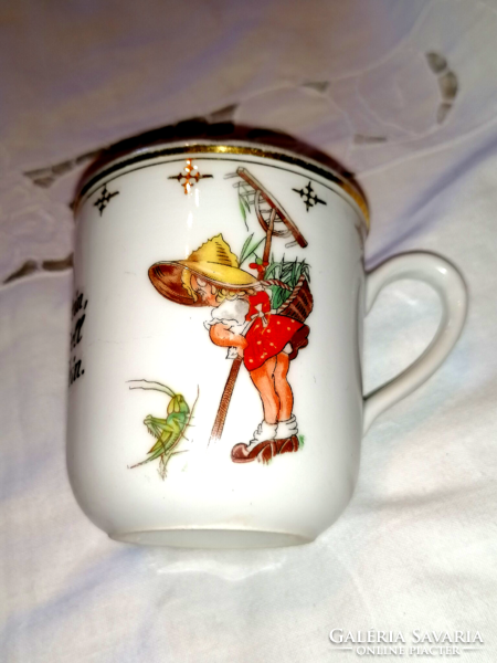 Porcelain meses cup, with a grasshopper fairy pattern that is also found on rare Zsolnay cups
