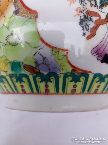 Vintage Chinese porcelain flowerpot, hand painted