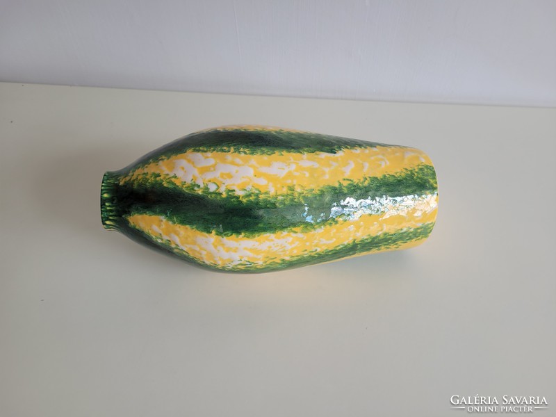 Régi retro jelzett zöld sárga kerámia váza mid century