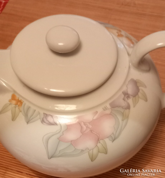 Alföldi porcelain tea spout