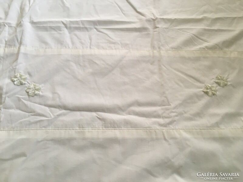 Velvet floral duvet cover (4/8)