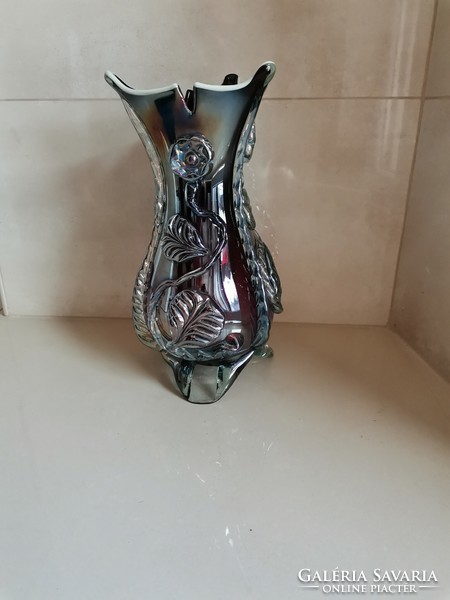 Fújt üveg váza