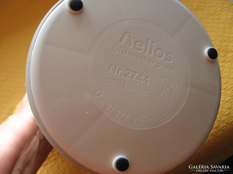 Helios retro designed thermos jug