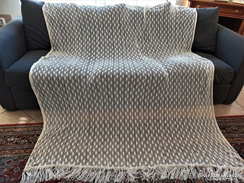 Small crocheted curtain - 210x215 cm