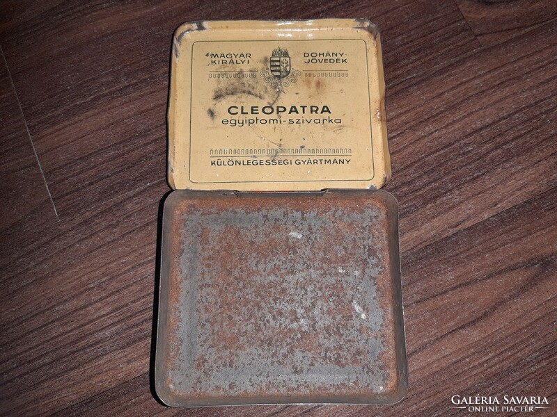 Cigar box for Cleopatra
