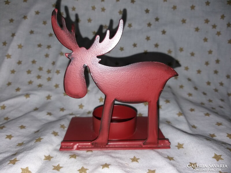Metal reindeer candle holder