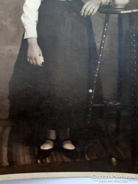 Régi női fotó vintage műtermi fénykép
