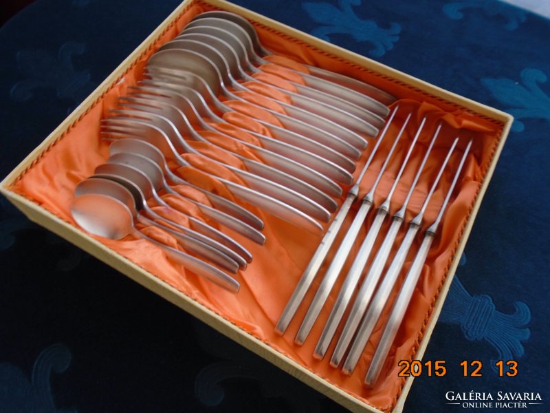 30 pieces of wmf/auerhahn 90 silver-plated German cutlery set in a box 6 pieces