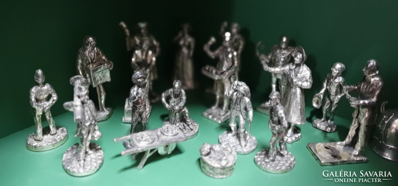 English miniatures fine art sculptures made of tin - english miniatures fine art sculptures