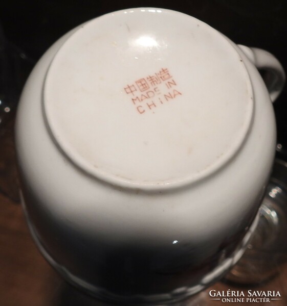 Old Chinese tea cup with floral pattern