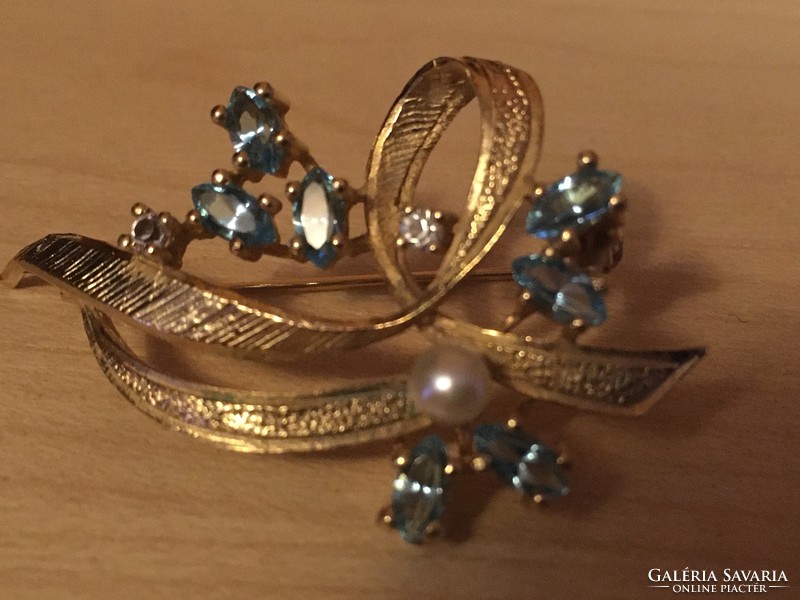Brooch - quality gold-plated bijou - set with stones -
