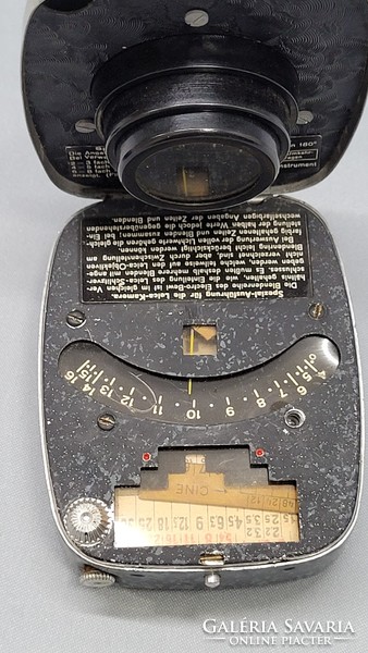 Old light meter for photographers