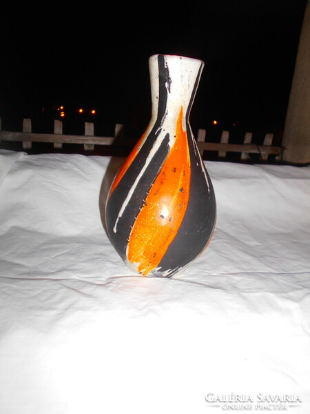 Gorka livia marked ceramic vase