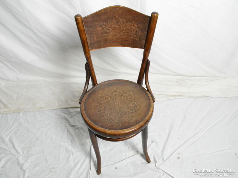 Antik Thonet szék restaurálva