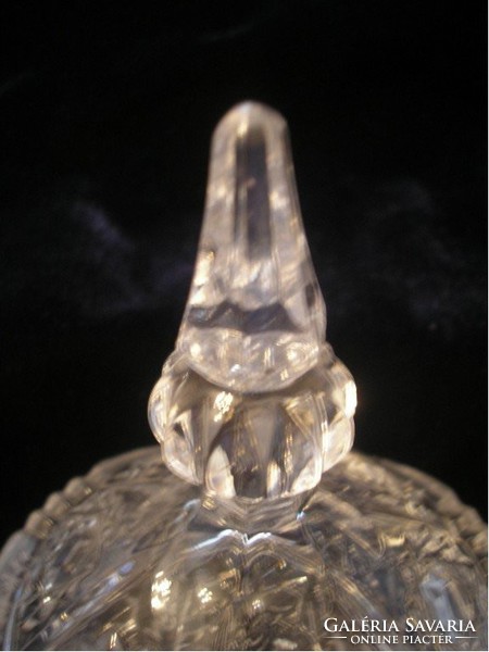 Csiszolt kristály bonboniker vagy -ékszertartó   hibátlan 19-cm