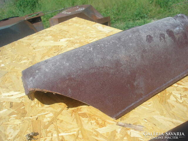 Antik Békéscsaba II mázas vörösesbarna tetőcserép + hozzávaló kiegészítők exportra gyártottak