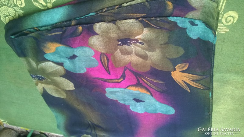 Floral patterned muslin stole-scarf, light as a feather, great colors 180x90 cm