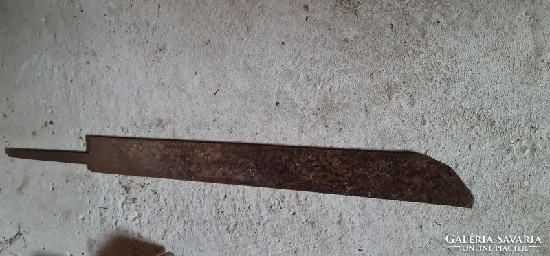Iron machete with flat iron blade
