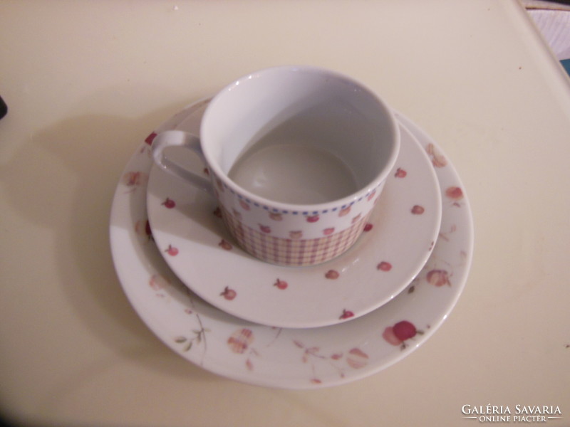 Breakfast set - 3 pcs - os - terzi - apple - porcelain - plate 20 cm - base 16 cm - cup 2.5 dl