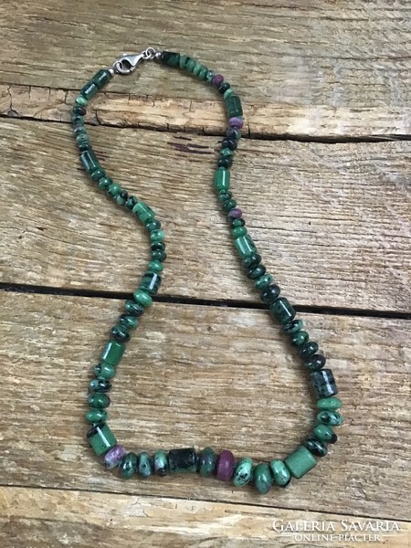Special ruby-zoisite mineral necklace with silver fittings