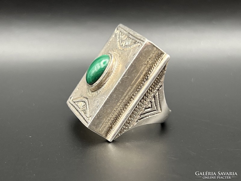 Malachit köves Art Deco ezüst női gyűrű
